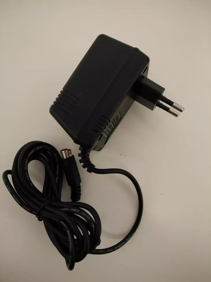 Mackie MIX5/MIX8 Power Supply virtalähde - Mikserien virtalähteet - 3MA2045242-01 - 1