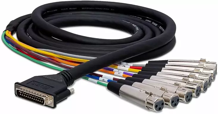 HOSA DTF-803 Dsub-XLRn D25-kapeliviuhka - Lavahaut ja viuhkat - DTF-803 - 1