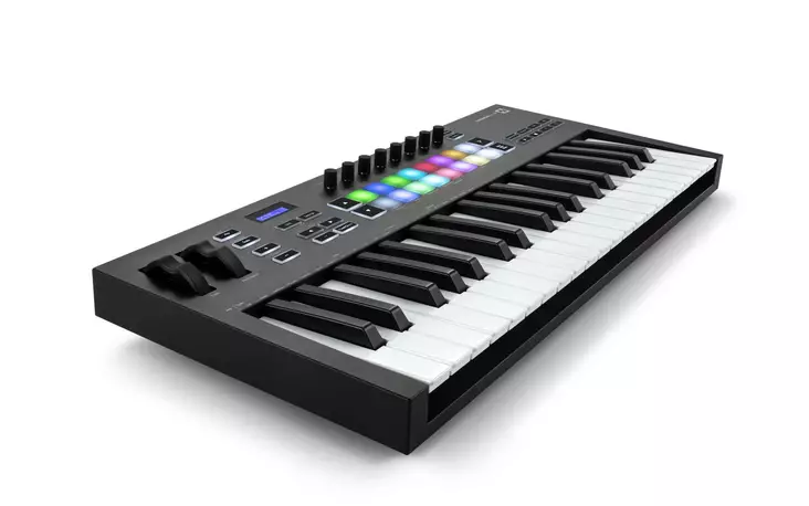 Novation Launchkey 37 MK3 kosketinsoitin - MIDI/USB -koskettimet - NOVLKE37MK3 - 1