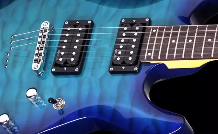 Schecter C-6 Plus - ocean blue burst Str shape electric guitar