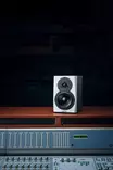 Dynaudio LYD 5 aktiivikaiutin - Studio- ja HIFI-kaiuttimet, 2-tie - 4DYLYD5 - 5