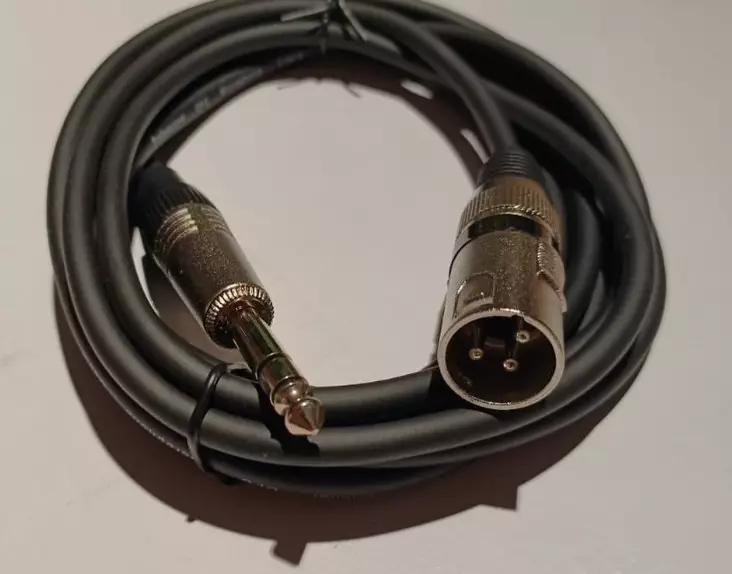JBL XLRu-TRS 3m - XLR - Plugi 6,3mm -kaapelit - JBL-XLR-TRS - 1