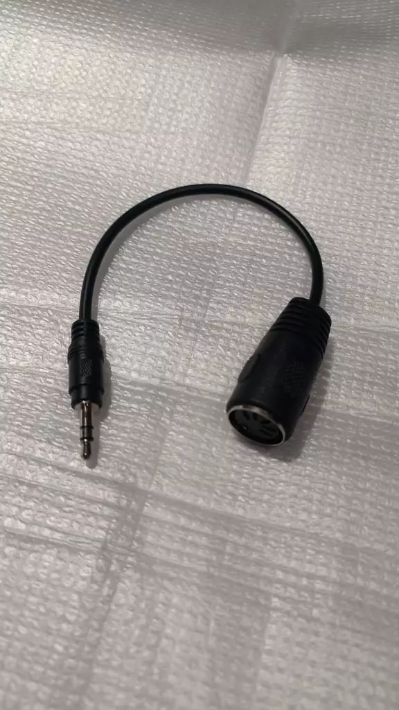 SPS Midi-trs adapteri, 10 cm - Adapterit ja adapterikaapelit - SPSMIDITRS - 1